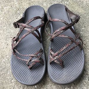 Women’s brown chacos